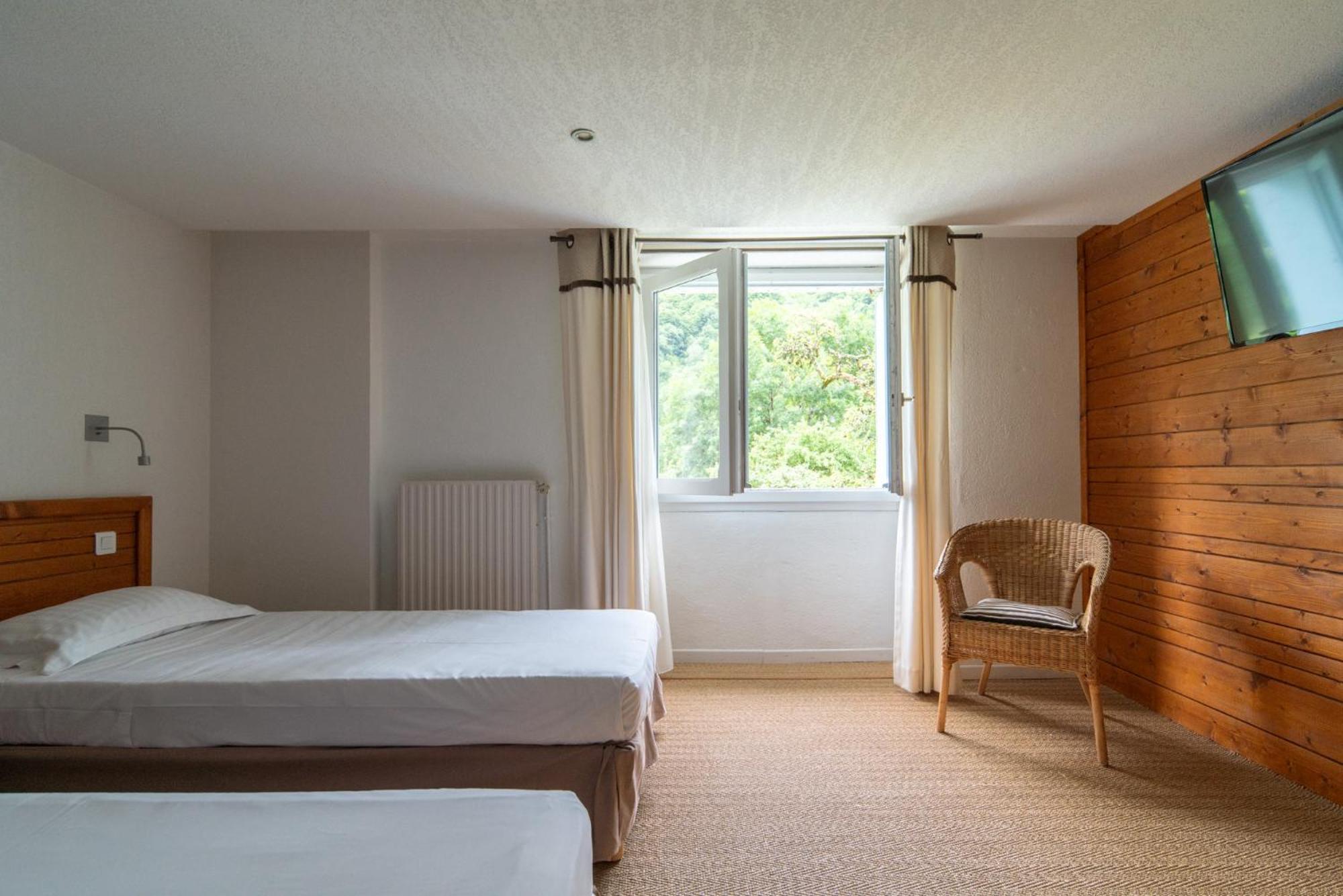 Domaine De Ramonjuan Hotel Bagnères-de-Bigorre Szoba fotó